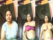 Desi Girl Shows her big Boobs