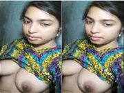 Desi Girl Shows Big Boobs