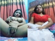 Sexy Bangla Girl Shows Her Boobs and Fingering